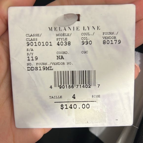 This dress was gifted to me which is not my style. - Picture 4 of 4